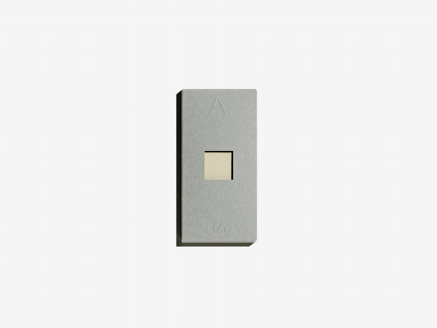 Flat / Matt