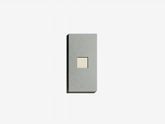 Flat / Matt
