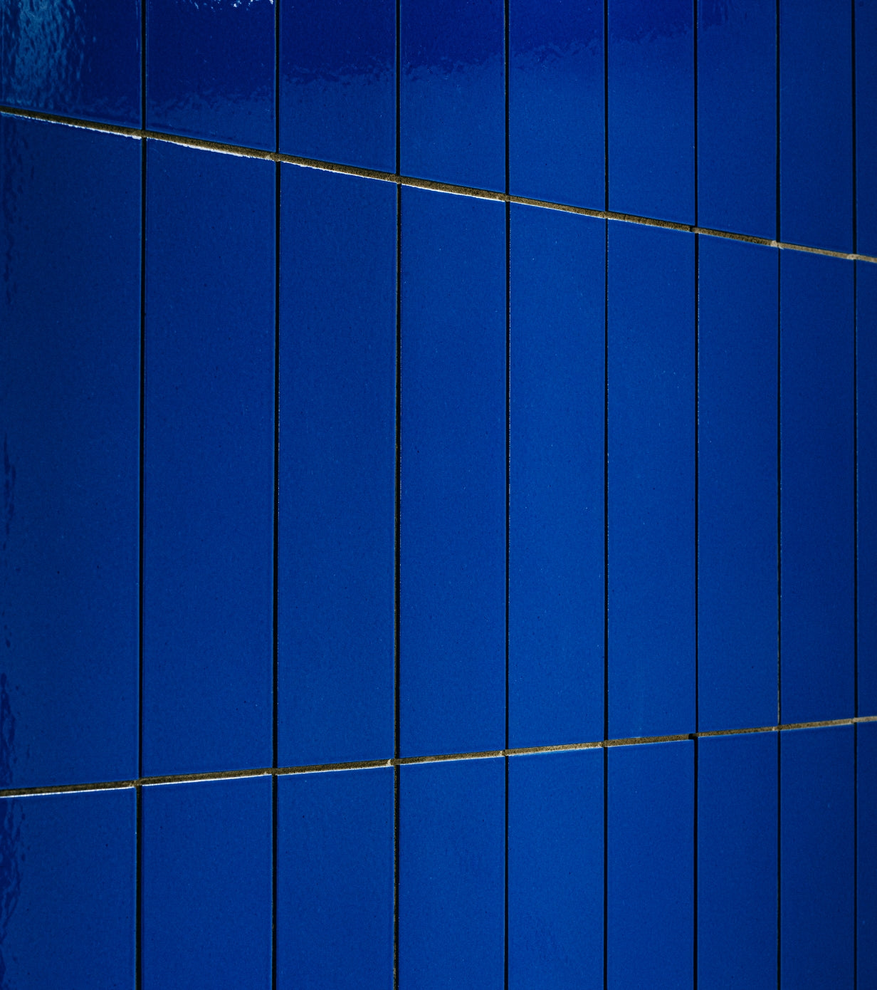 Flat / gloss – A.a. Danto